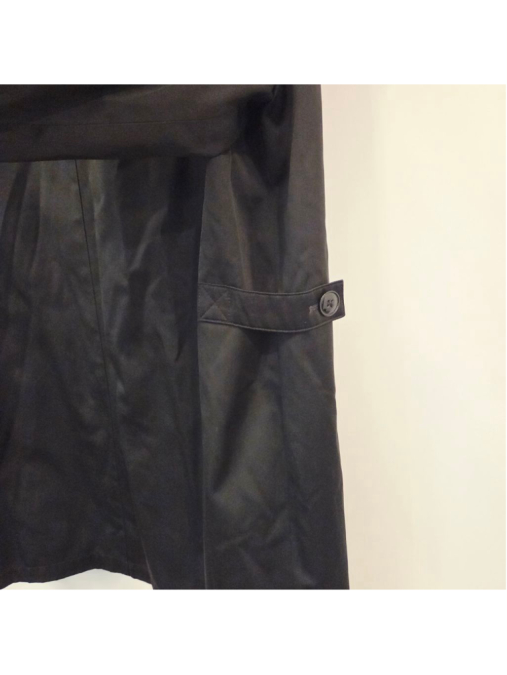 GALLERY Women's Black Trench Coat with Plaid Lining size Large - Picture 6 of 9